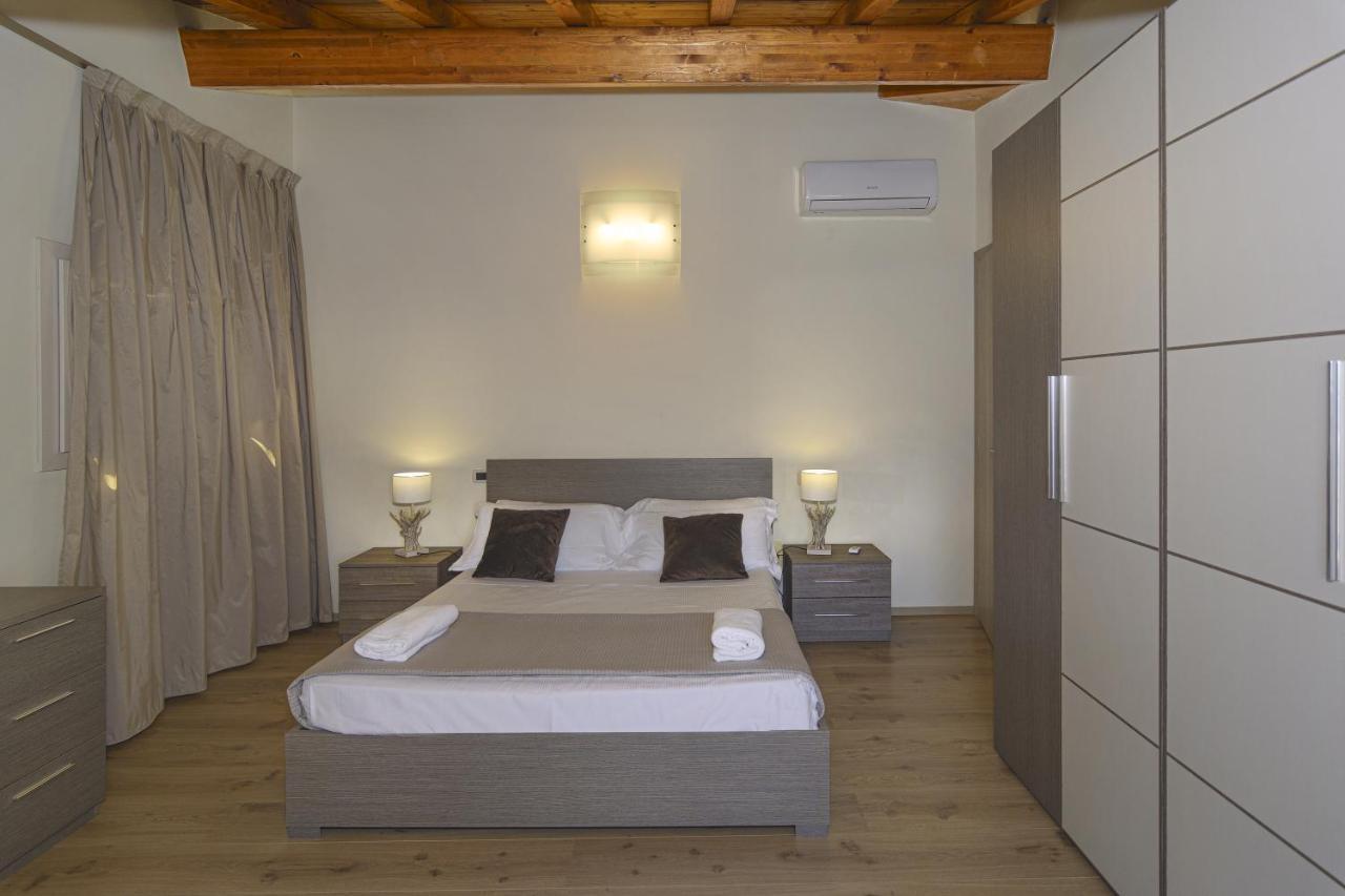Attico Panoramico Fronte Mare Villa Лидо Ди Камайоре Екстериор снимка